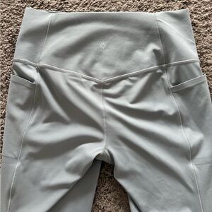 Athleta Salutation Stash 7/8